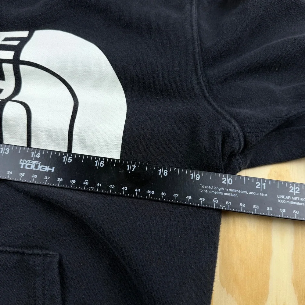 The North Face Mens Circular Design Logo Hoodie Black Small NF0A811F